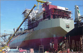 Buque en construccion