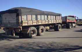 Camion con sobrecarga