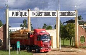 Dos de las tres empresas que inaugurarán sus instalaciones en el parque industrial son firmas que se mudaron del ejido urbano