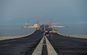 puente marítimo