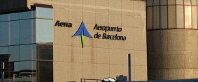España privatizaría el 50% de AENA