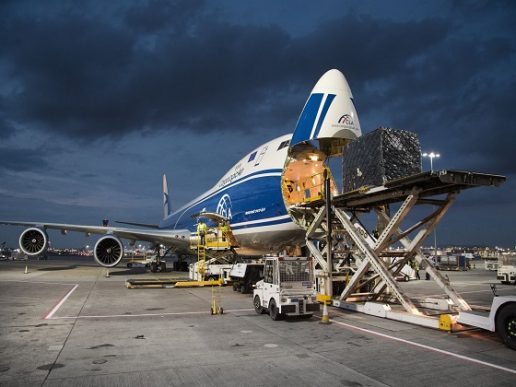 La carga aérea afectada por conflicto en Medio Oriente