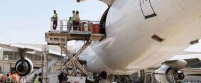 La demanda de carga aérea aumentó un 9% en febrero