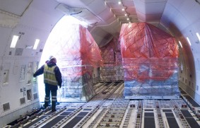 La carga aérea golpeada por conflicto en Medio Oriente