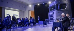 SCANIA y FPT renuevan su alianza estratégica