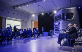 SCANIA y FPT renuevan su alianza estratégica